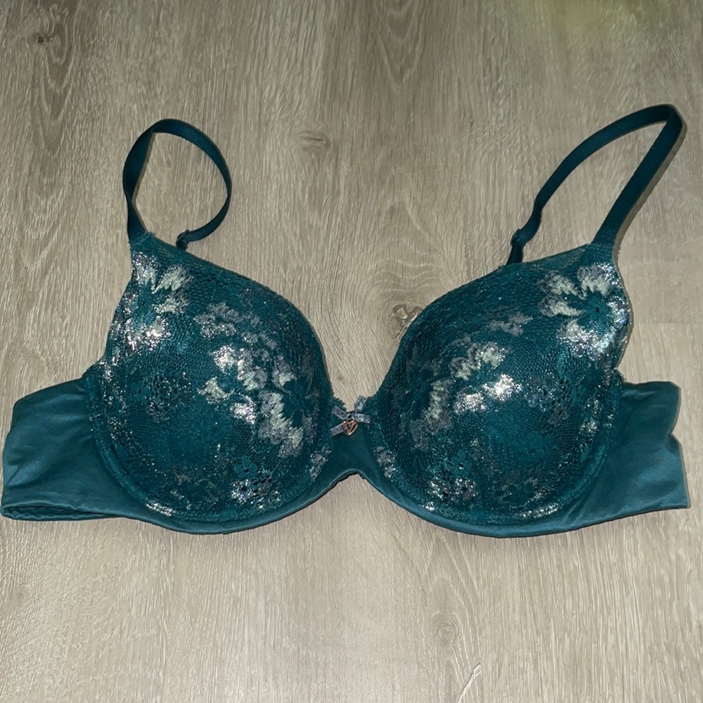 Victoria’s Secret Bra
